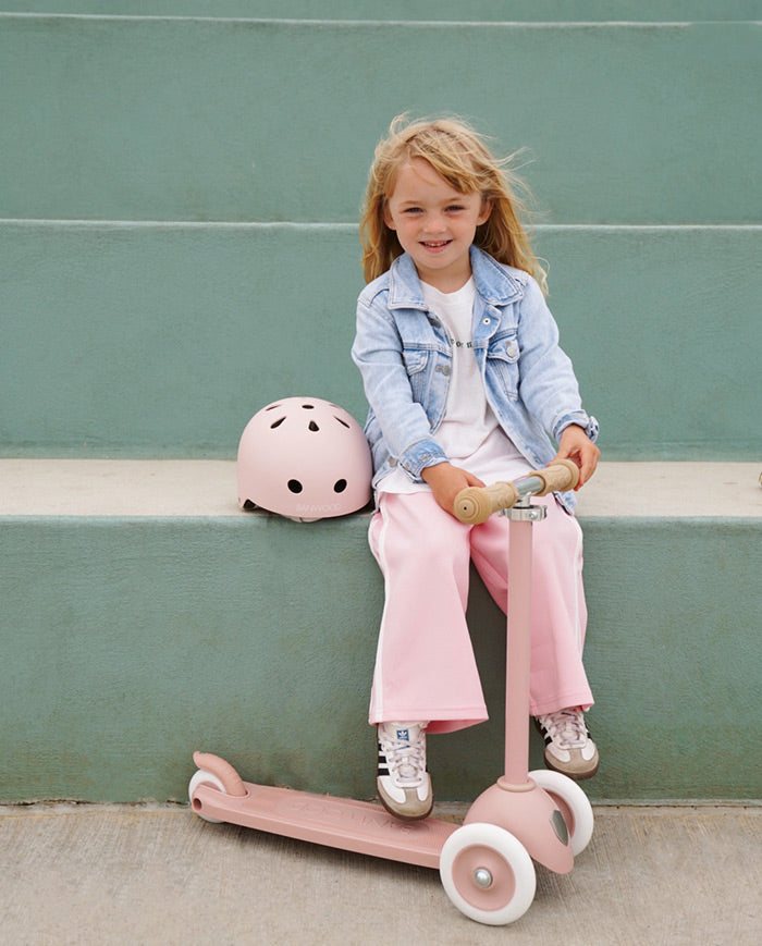 Casca de protectie, Banwood, cu captusala din spuma, din ABS, roz cu stelute, 3 ani+