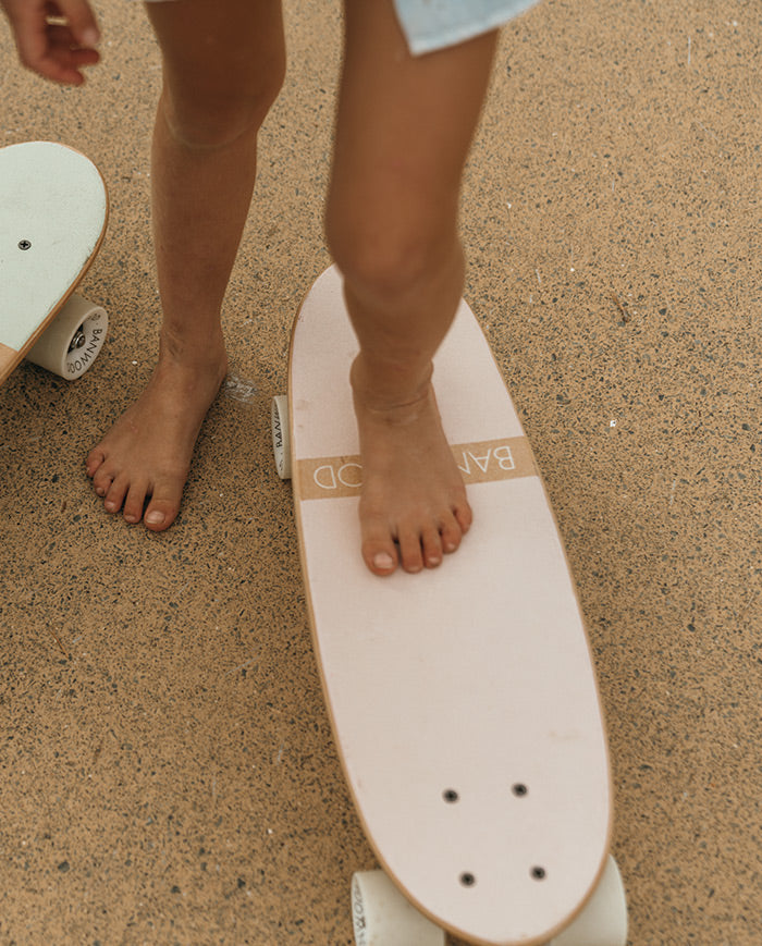 Skateboard Banwood, din lemn natural, roz, 3 ani+