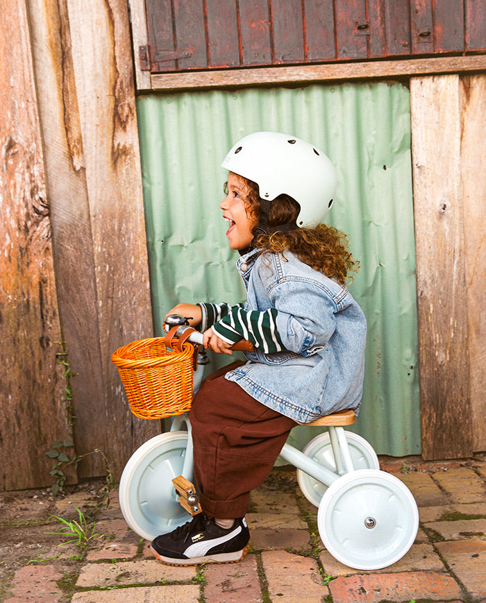 Tricicleta Vintage cu pedale, Banwood, cadru otel, ghidon reglabil, verde, 3 ani+