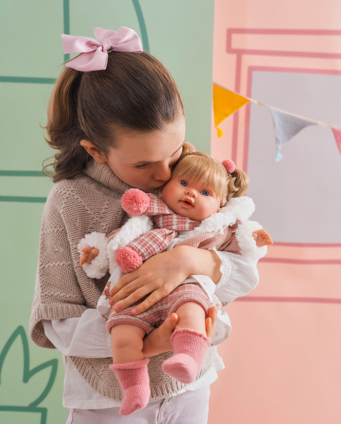 Papusa Llorens, Alexandra cu jacheta roz, cu sunete, 42 cm