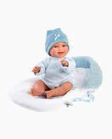 Papusa Llorens, Liam cu saculet de dormit albastru, cu sunete, 38 cm