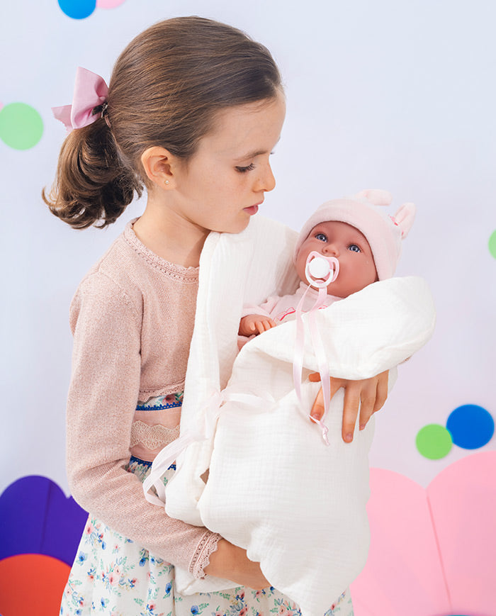 Papusa Llorens, Abril cu saculet de dormit, cu sunete, 42 cm