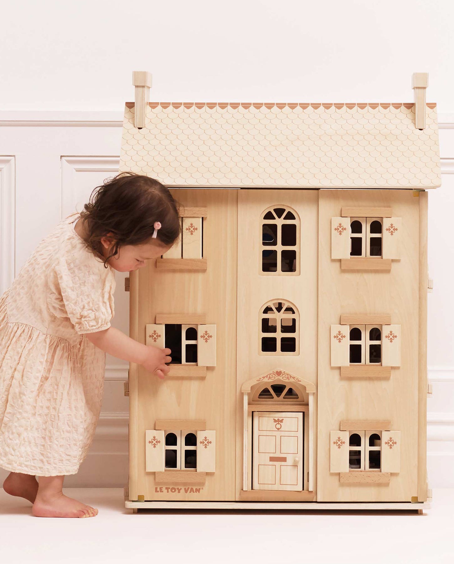 Casuta de papusi, Le Toy Van, din lemn, 92 cm, 3 ani+