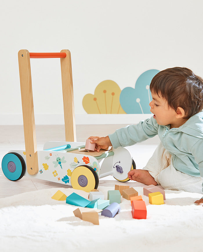 Premergator din lemn multi-activitati, Janod, 12 luni+