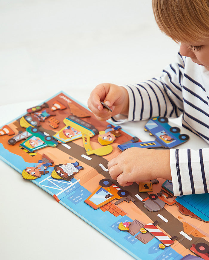 Joc plansa cu piese magnetice, Janod, santierul, 3 ani+