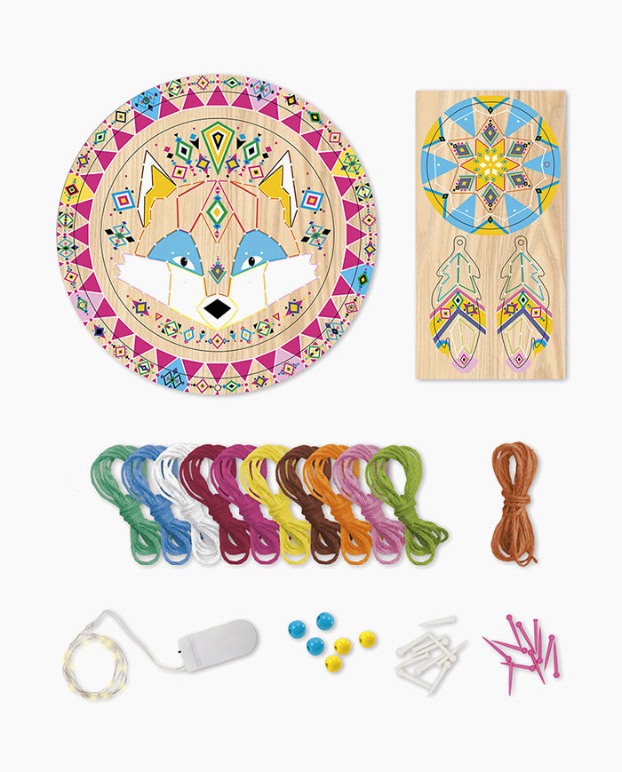 Set creativ, Janod, String Art, Dream Catcher, Vulpita, cu lumini, 8 ani+