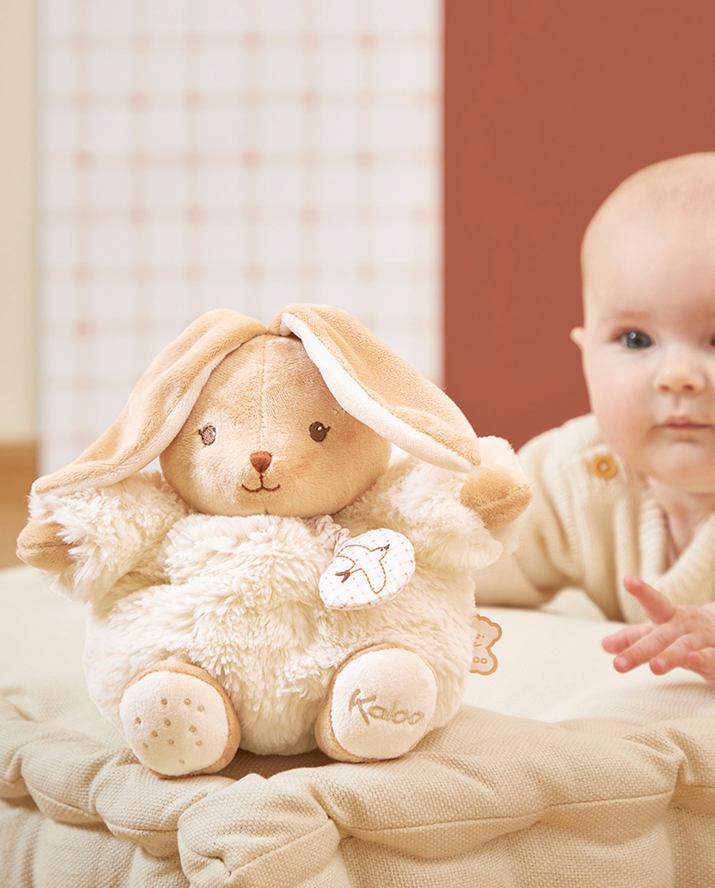 Iepuras de plus, Kaloo, Patapouf, cream, cu sunete, 17 cm