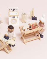 Mobilier pentru casuta, Le Toy Van, set camera de curatatorie, din lemn