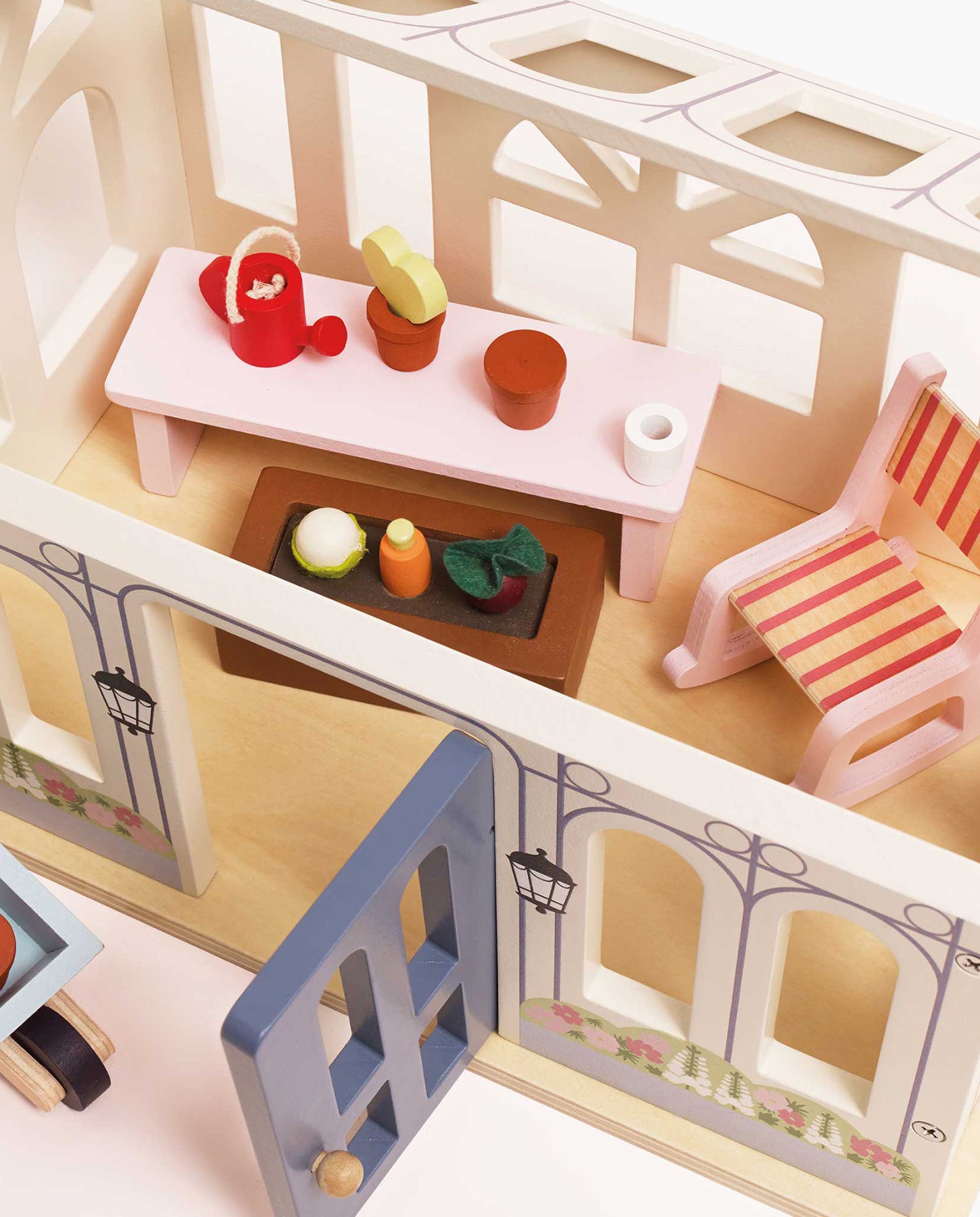 Accesorii casuta papusi, Le Toy Van, Sera si gradina, 16 piese, din lemn